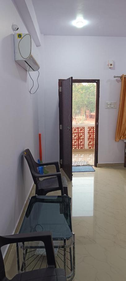 Mahalaxmi Guest House Гокарна Екстер'єр фото